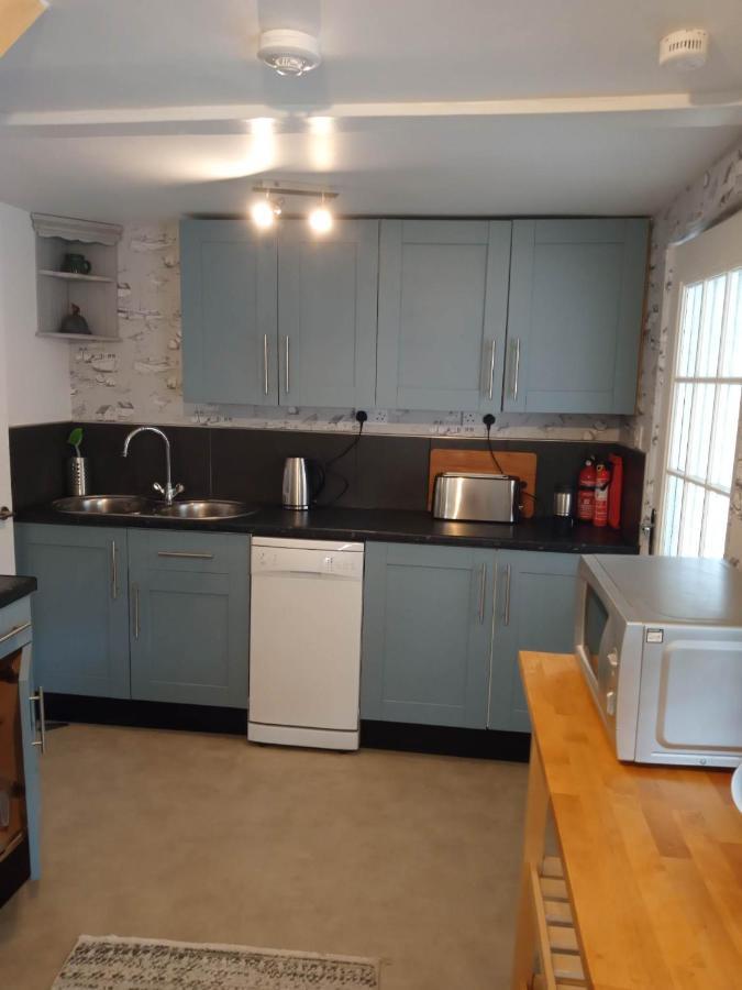 2 Bedrooms Sleeps 4 Free Wifi Parking Outdoor Area Lundin Links Luaran gambar